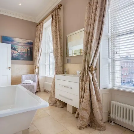 Luxury Georgian Merrion Square Apartment Dublin